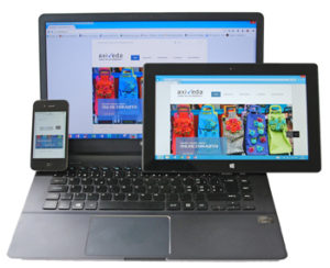 Choisir un thème WordPress responsive : visuel montrant trois tailles d'écran : ordinateur, tablette et smartphone